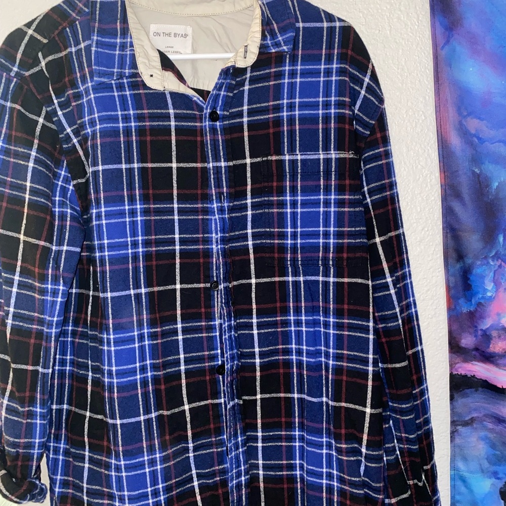 On the Byas flannel. Long fit